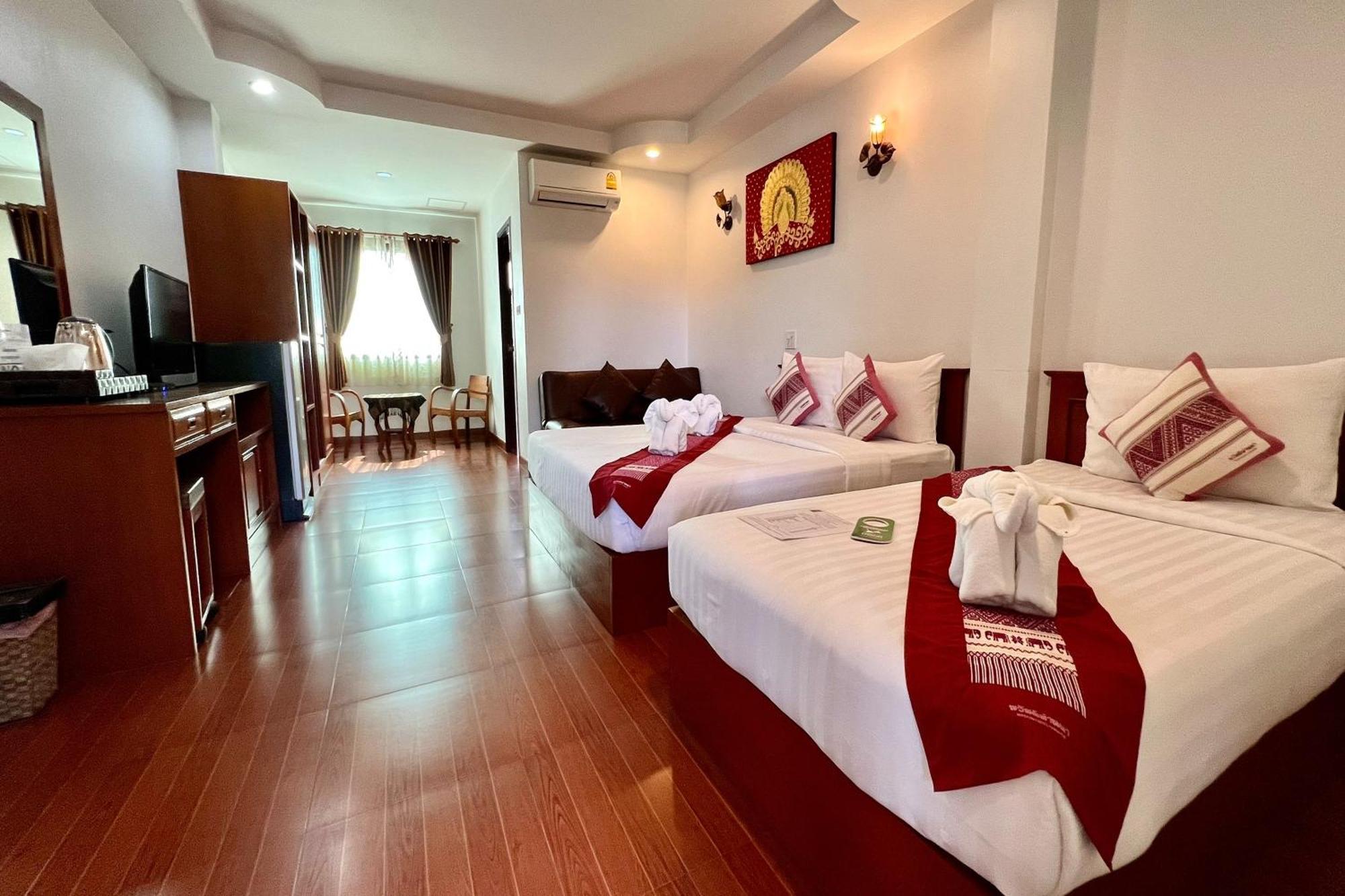 Sawadeelanna Hotel 난 외부 사진