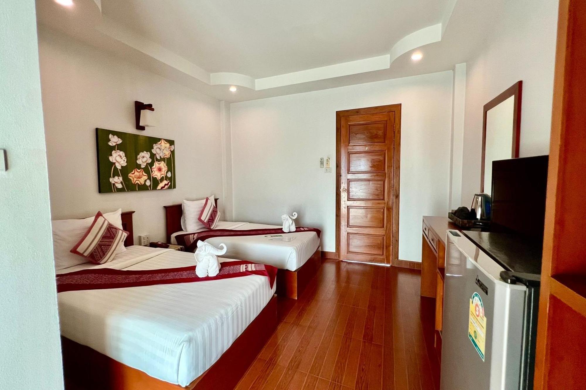 Sawadeelanna Hotel 난 외부 사진