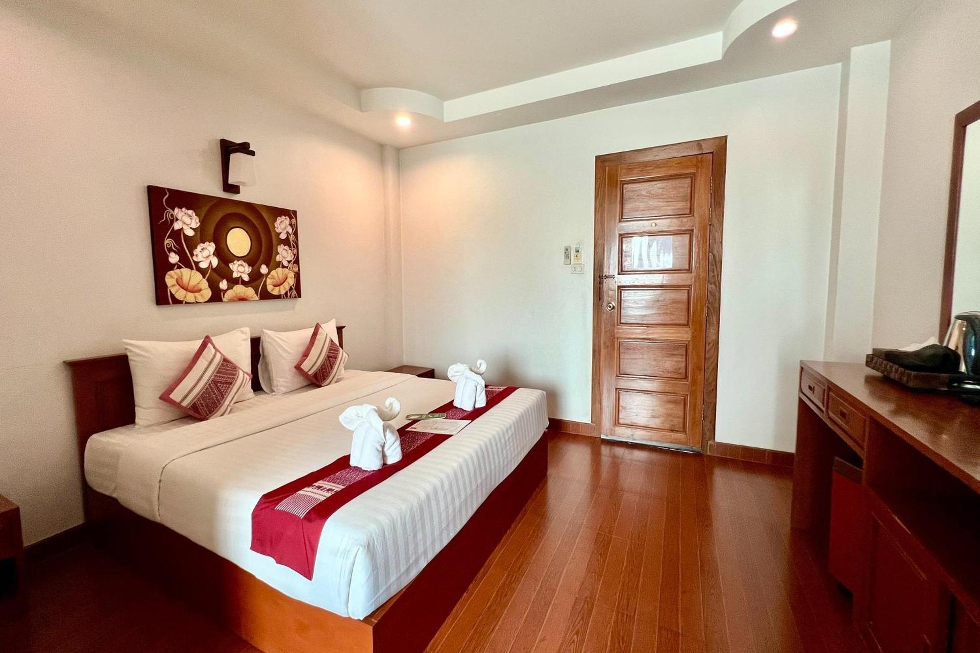 Sawadeelanna Hotel 난 외부 사진