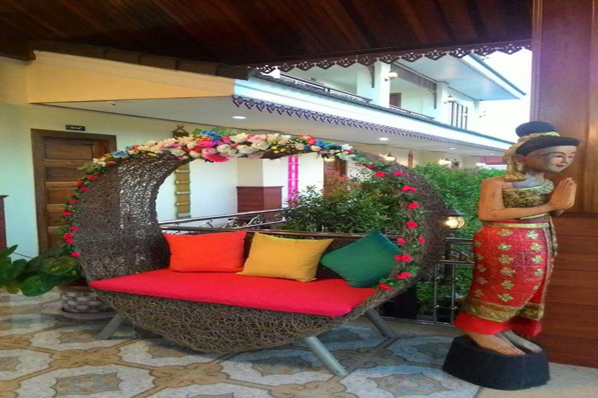 Sawadeelanna Hotel 난 외부 사진