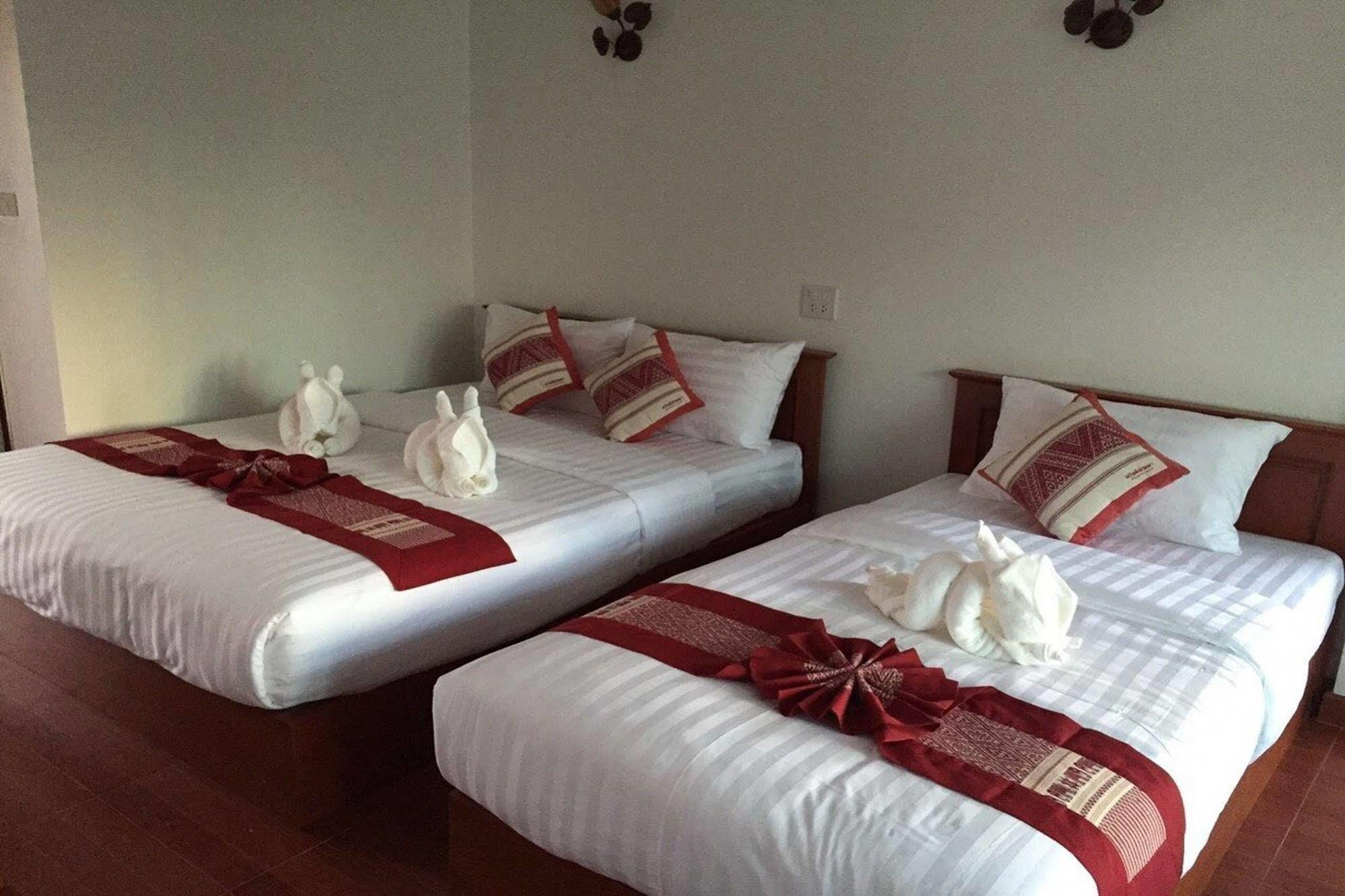 Sawadeelanna Hotel 난 외부 사진