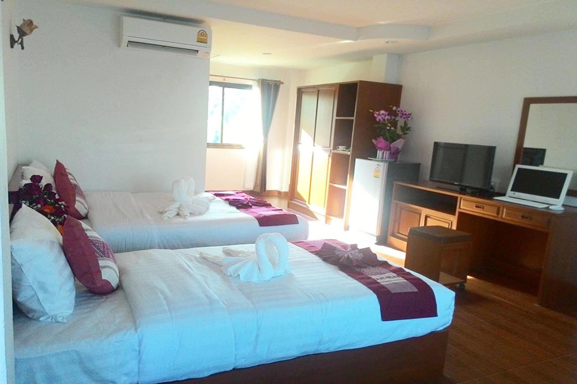 Sawadeelanna Hotel 난 외부 사진