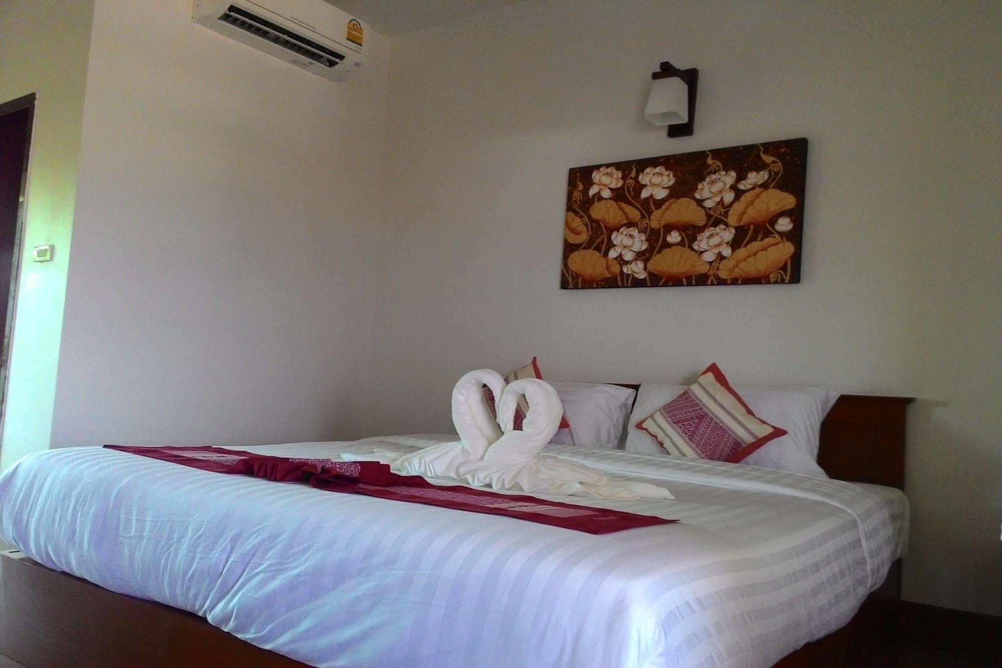 Sawadeelanna Hotel 난 외부 사진