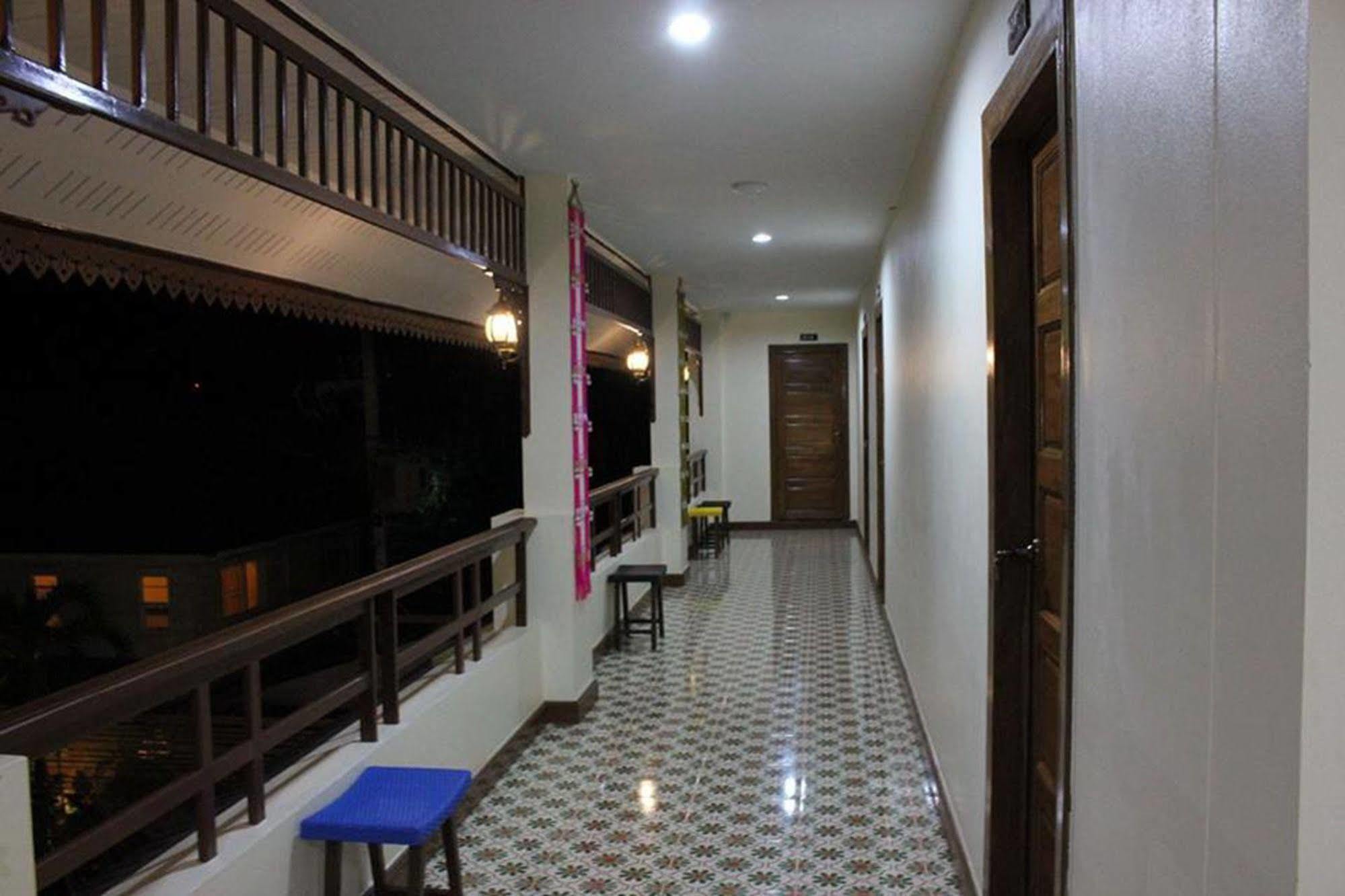 Sawadeelanna Hotel 난 외부 사진